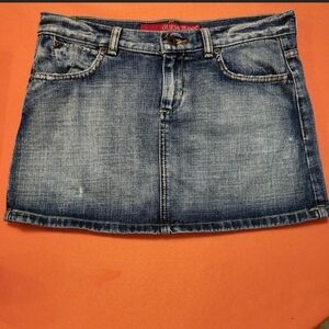 Y2K VINTAGE GUESS Jeans Denim Mini Skirt. SZ 26 EUC